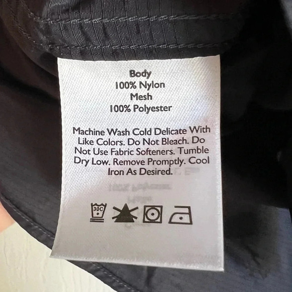 Eddie Bauer performance tech short sleeve button down shirt men’s size small - Picture 9 of 10